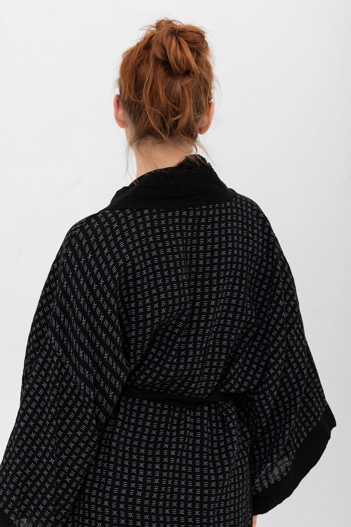 NOTUS SPECIAL EDITION DETAILED LONG KIMONO