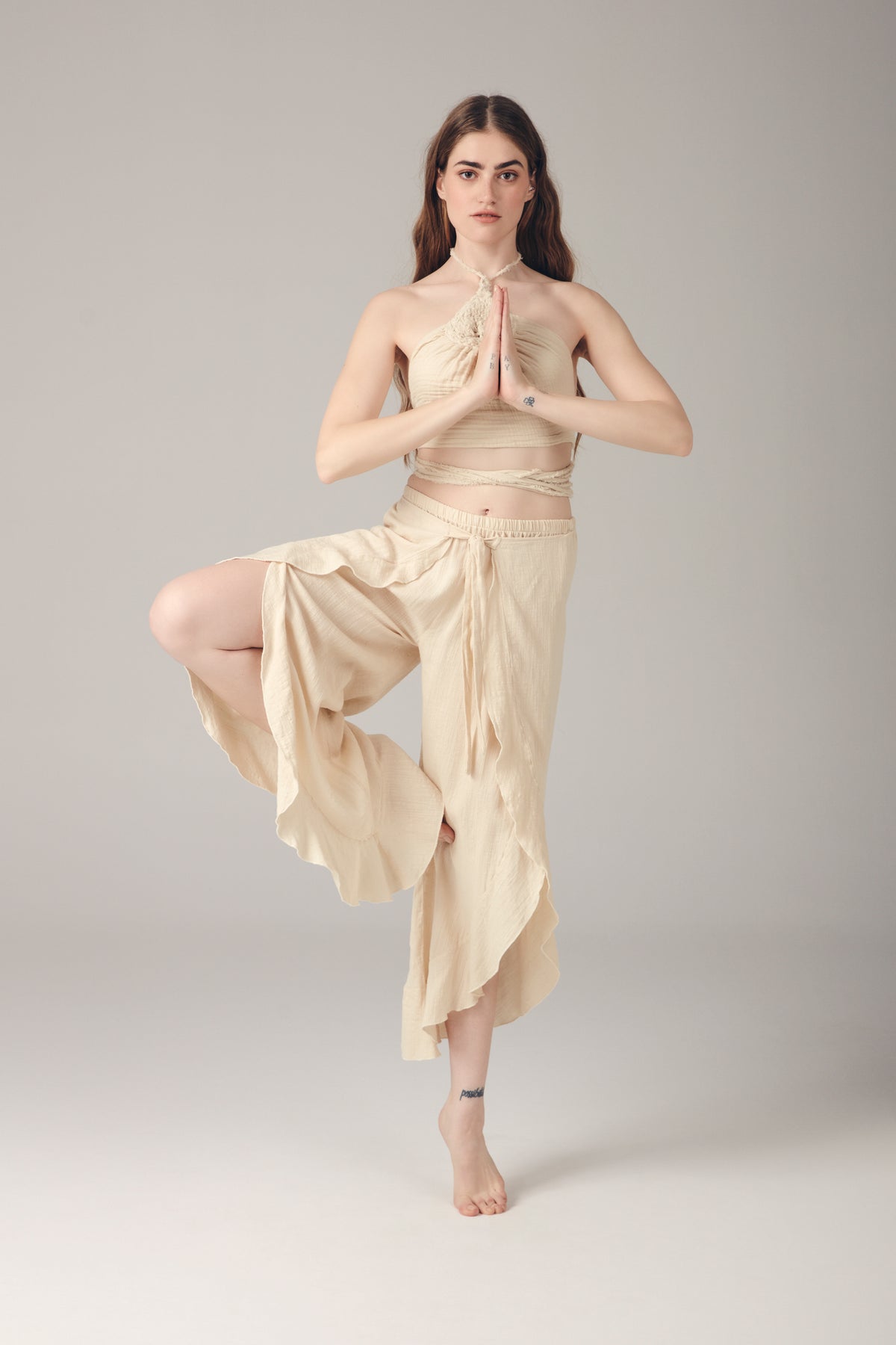 NAMASTE ÖNDEN BAĞLAMA DETAYLI YOGA PANTOLONU