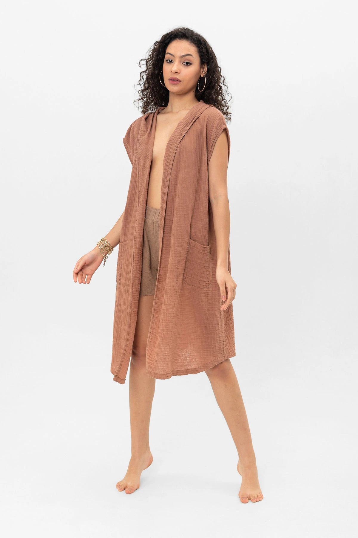 MENA HOODED LONG VEST